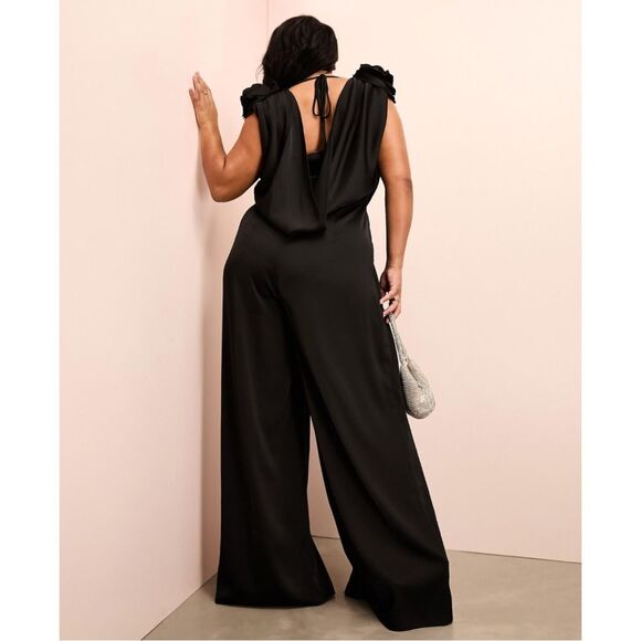 ASOS LUXE Curve Black Satin Plunge Wide Leg Jumpsuit NWT Size 16 Boutonnière - Picture 2 of 15